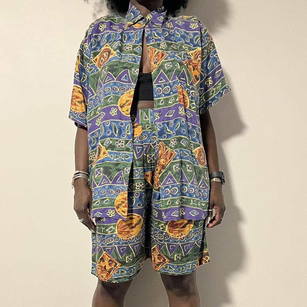 Jane Ashley Silk Vintage Colorful 90s 2-piece set - shirt and shorts Size M